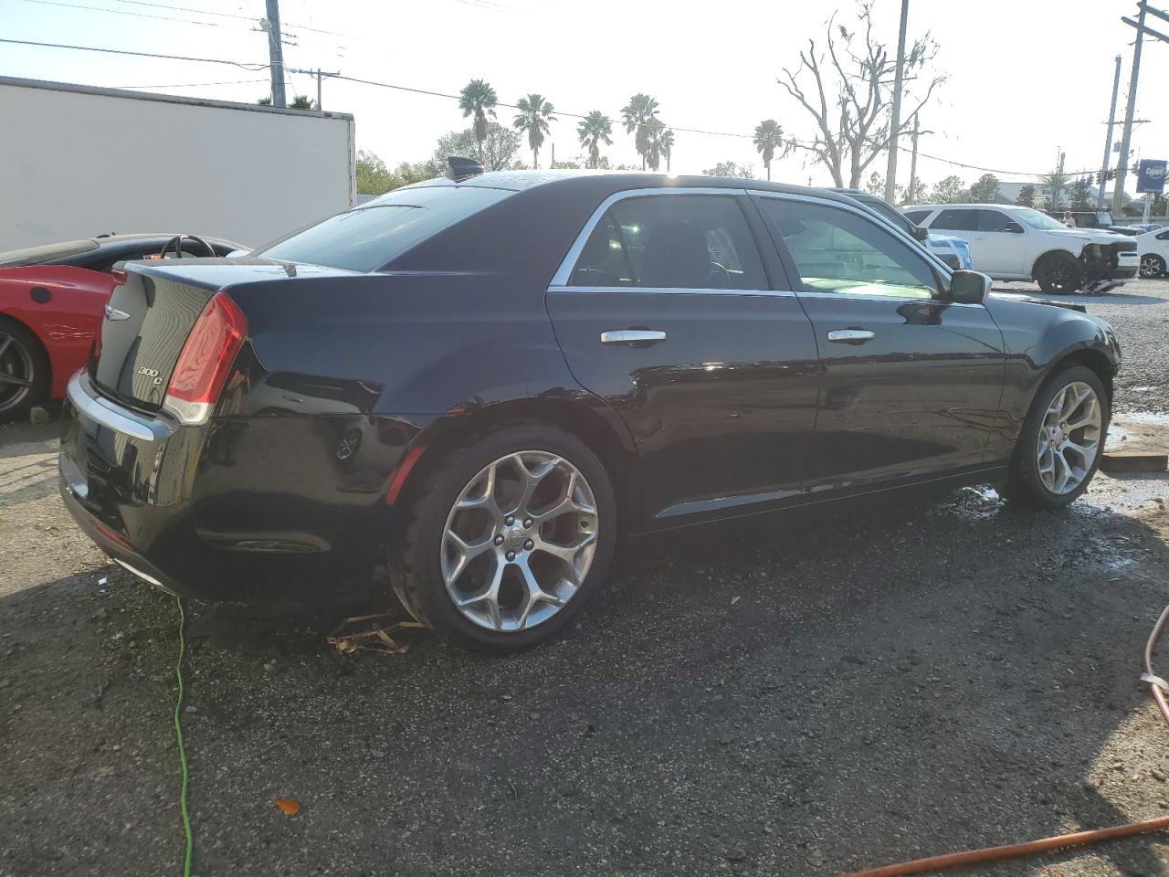 2018 Chrysler 300 - Image 3