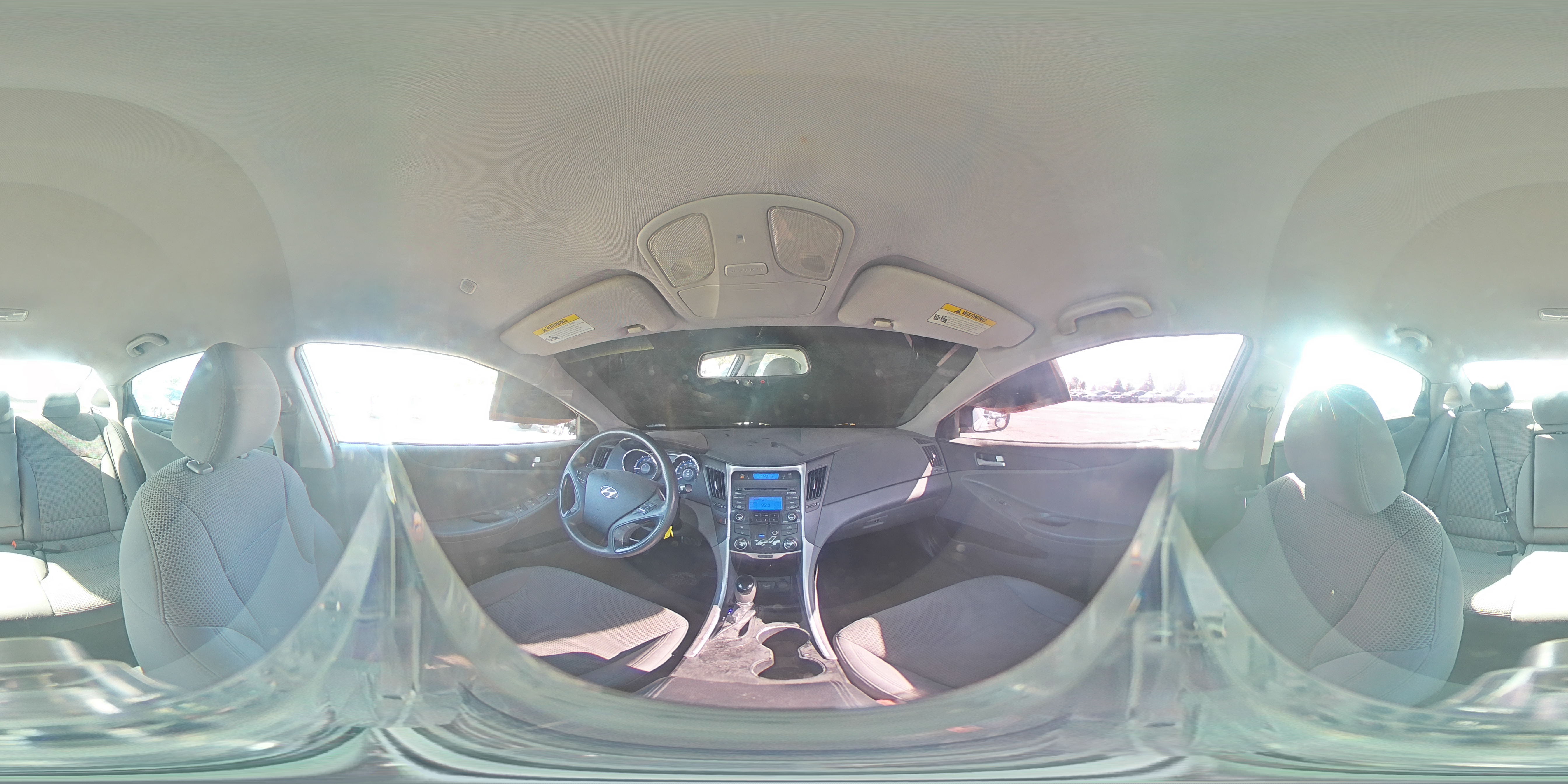 2012 Hyundai Sonata - Image 13