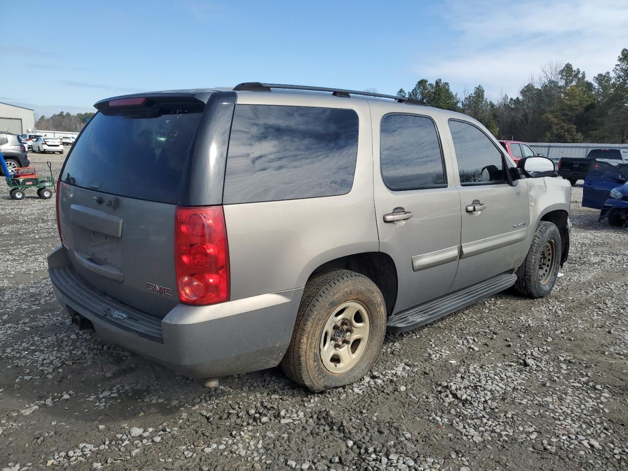 2007 GMC Yukon - Image 3