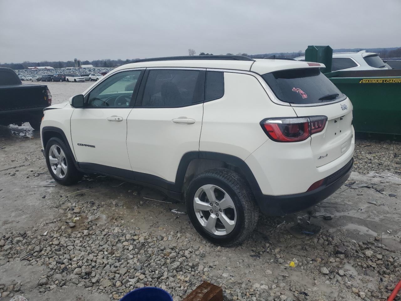 2019 Jeep Compass - Image 2