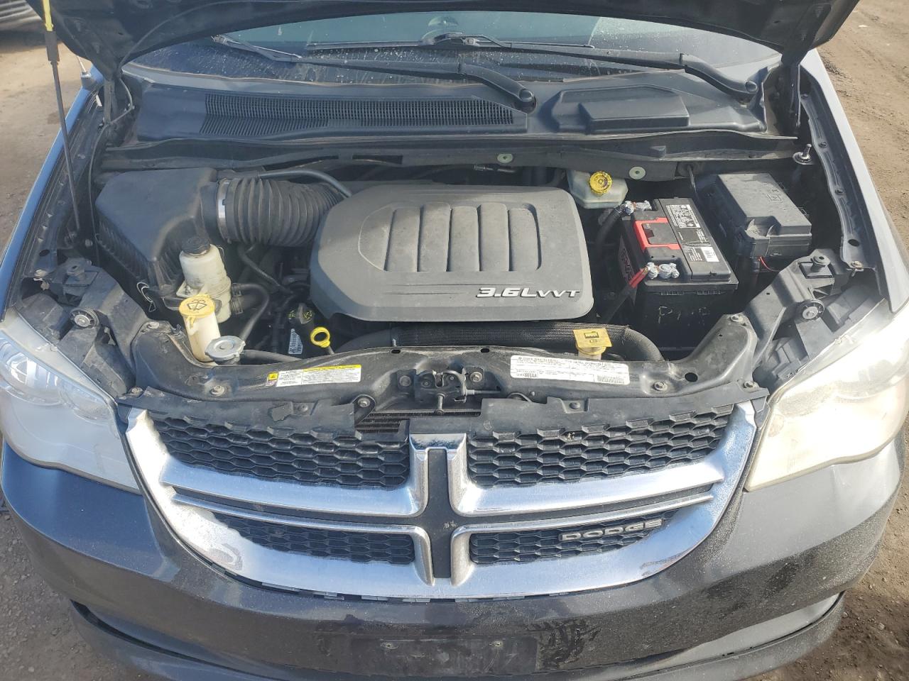 2012 Dodge Caravan - Image 10