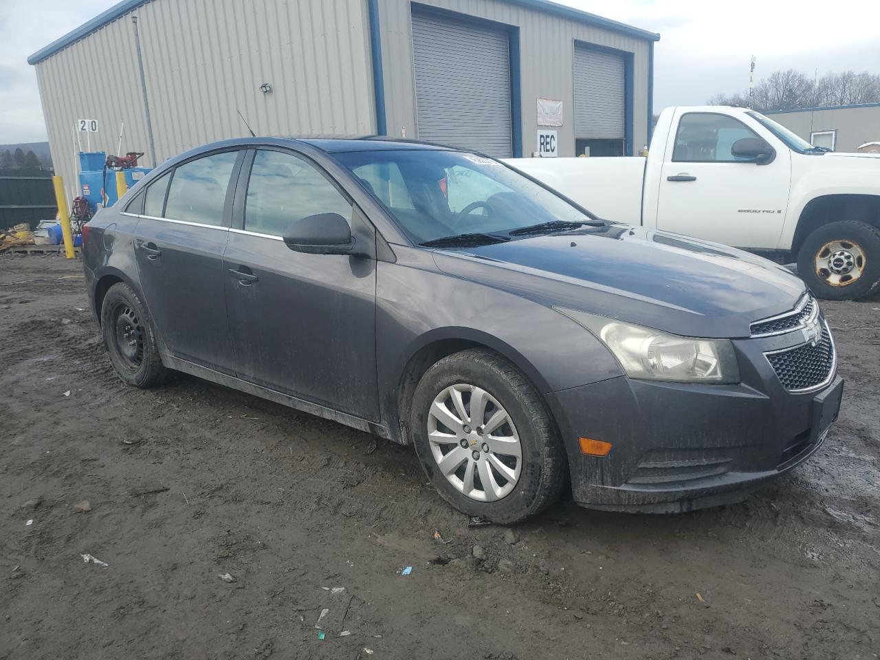 2011 Chevrolet Cruze - Image 4