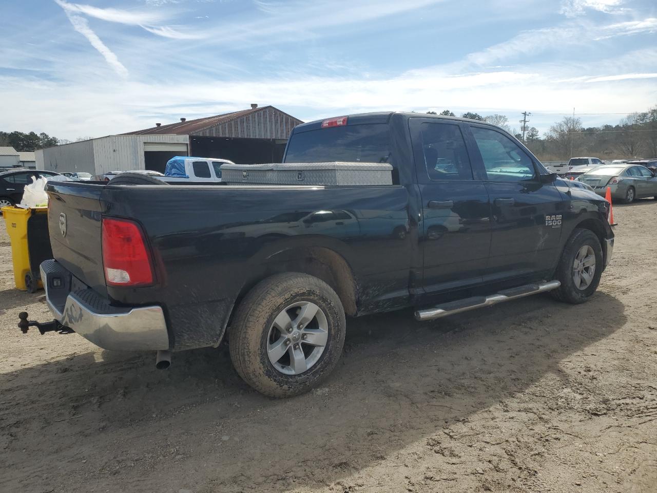 2019 RAM 1500 - Image 3