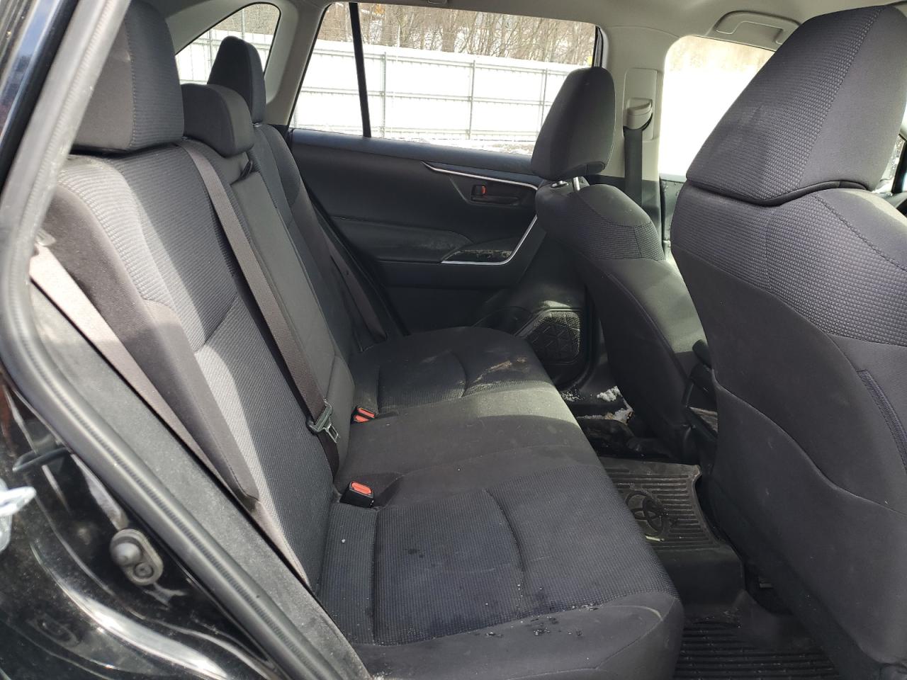 2019 Toyota RAV 4 - Image 11