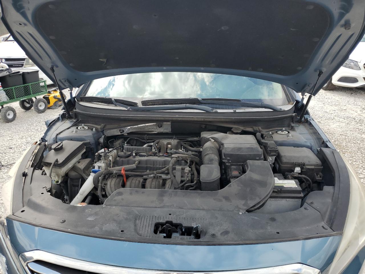 2015 Hyundai Sonata - Image 11