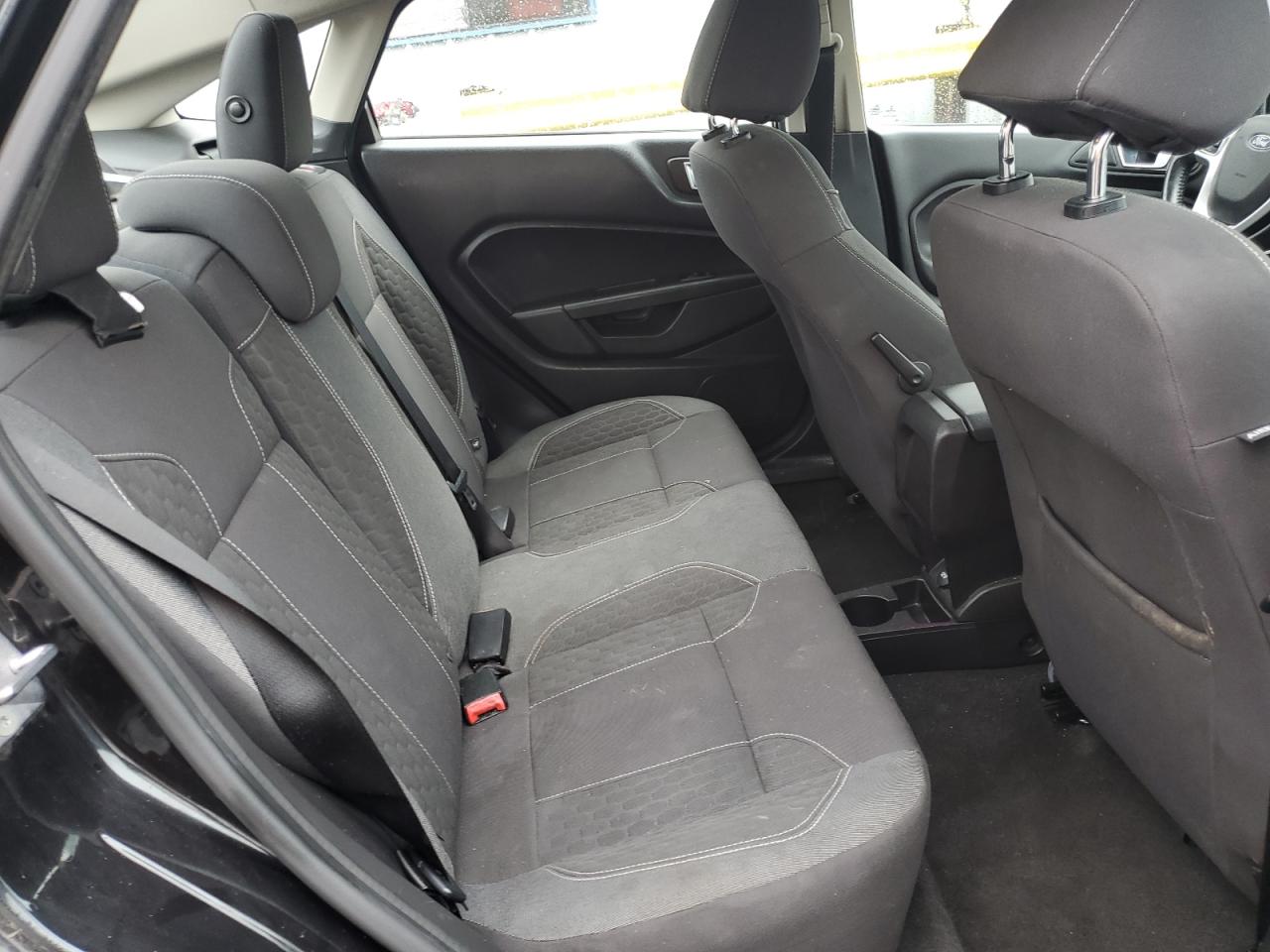 2014 Ford Fiesta - Image 10