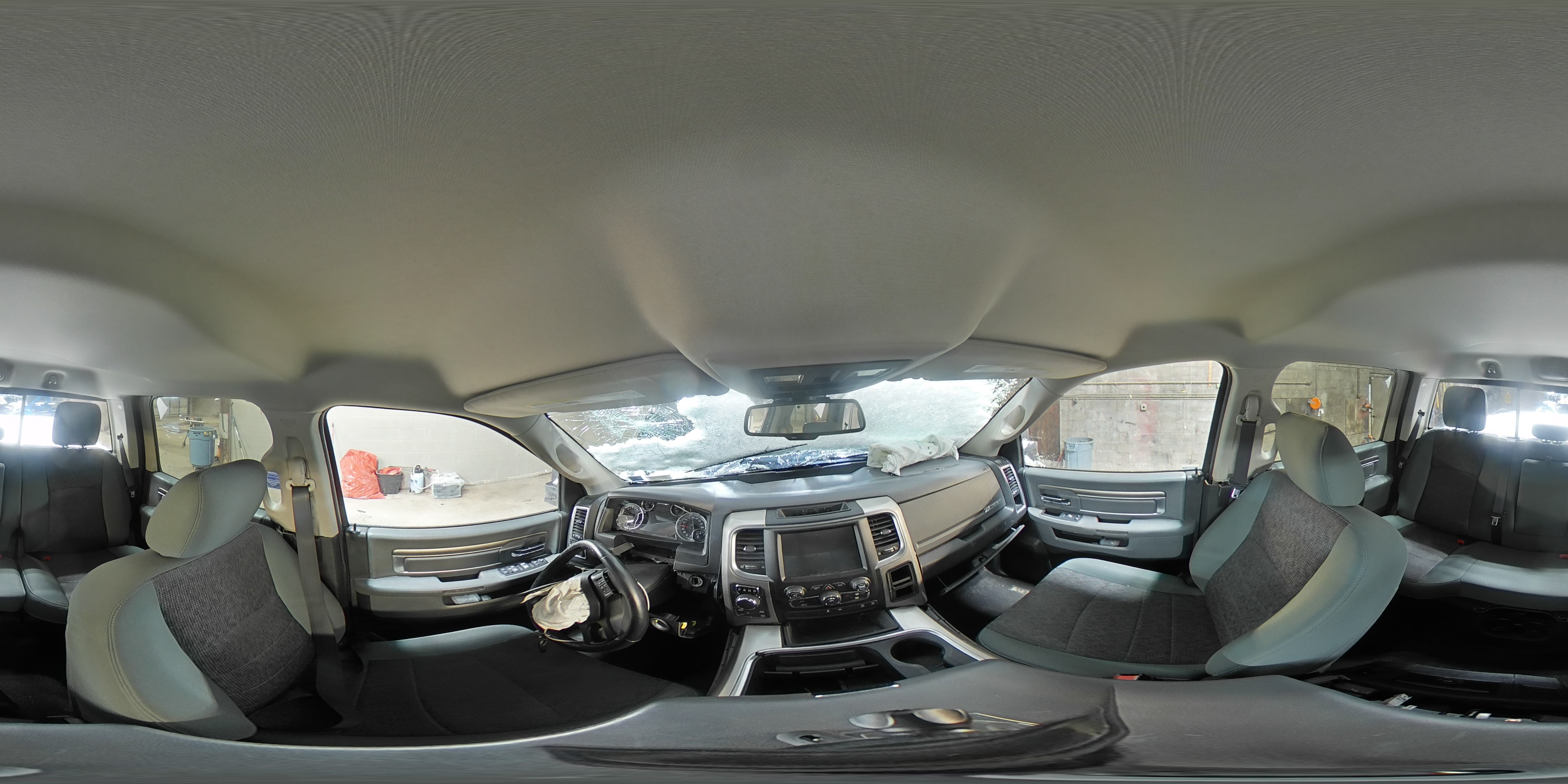 2016 RAM 1500 - Image 13