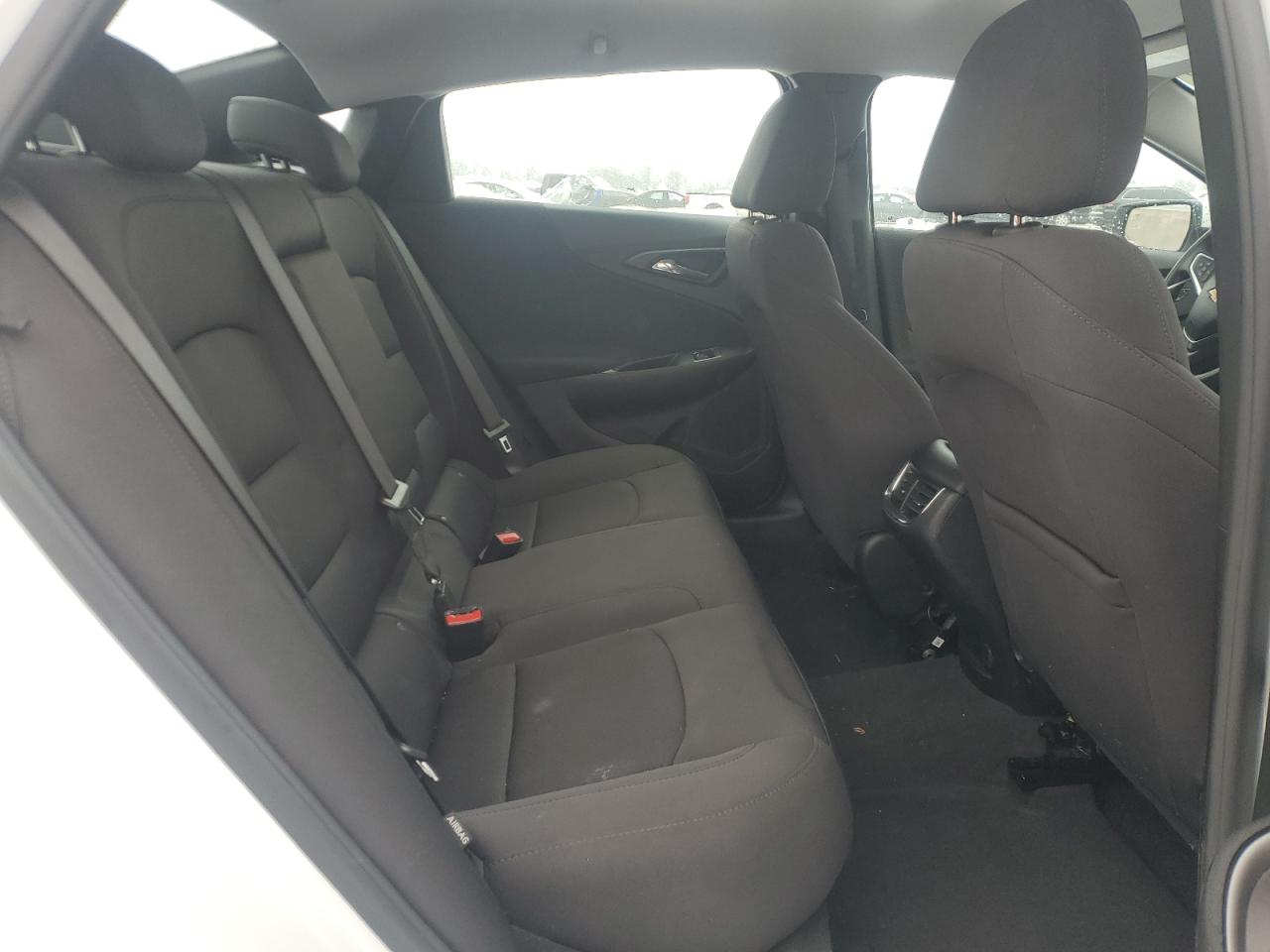 2023 Chevrolet Malibu - Image 10