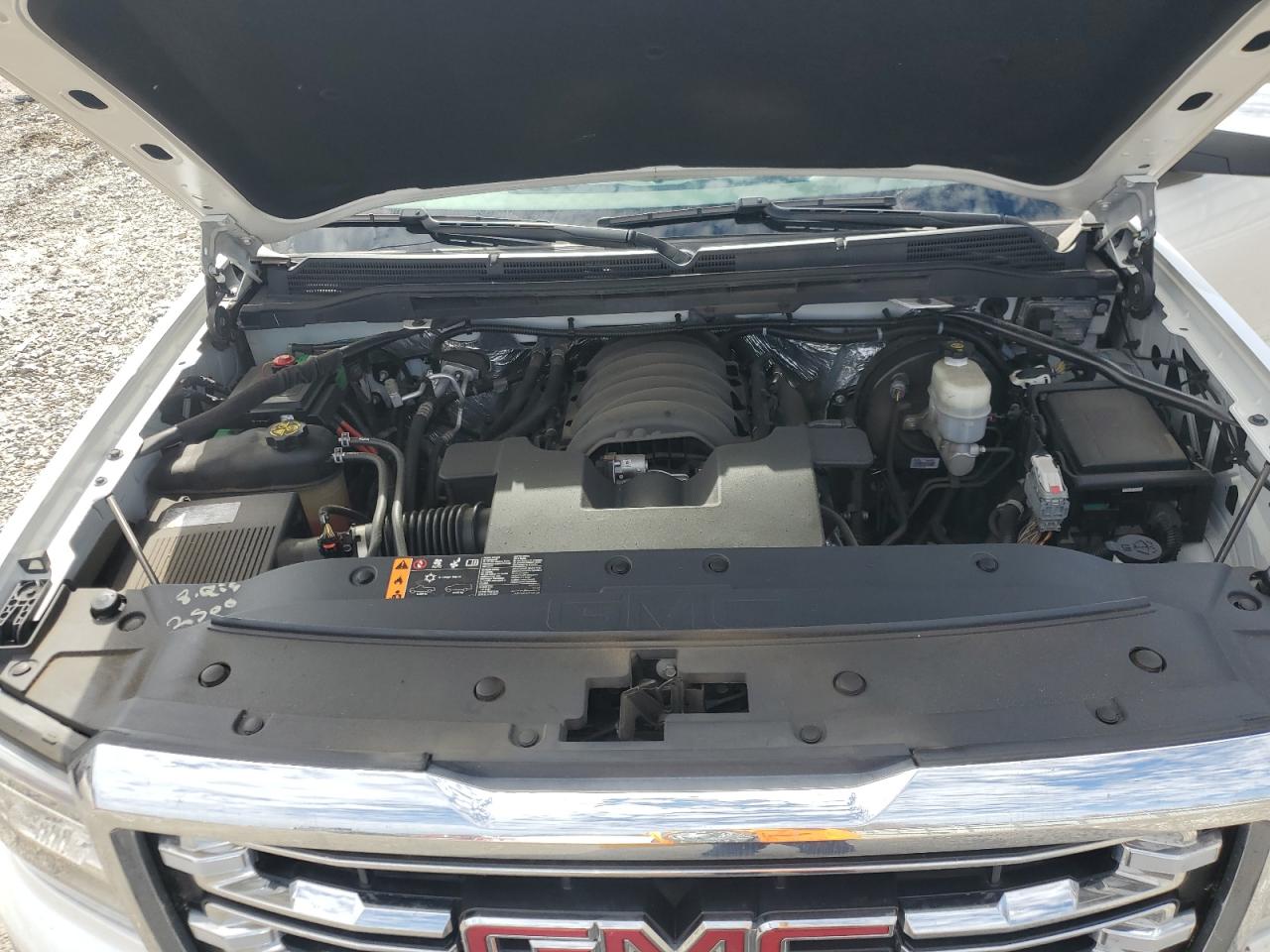 2018 GMC Sierra - Image 13