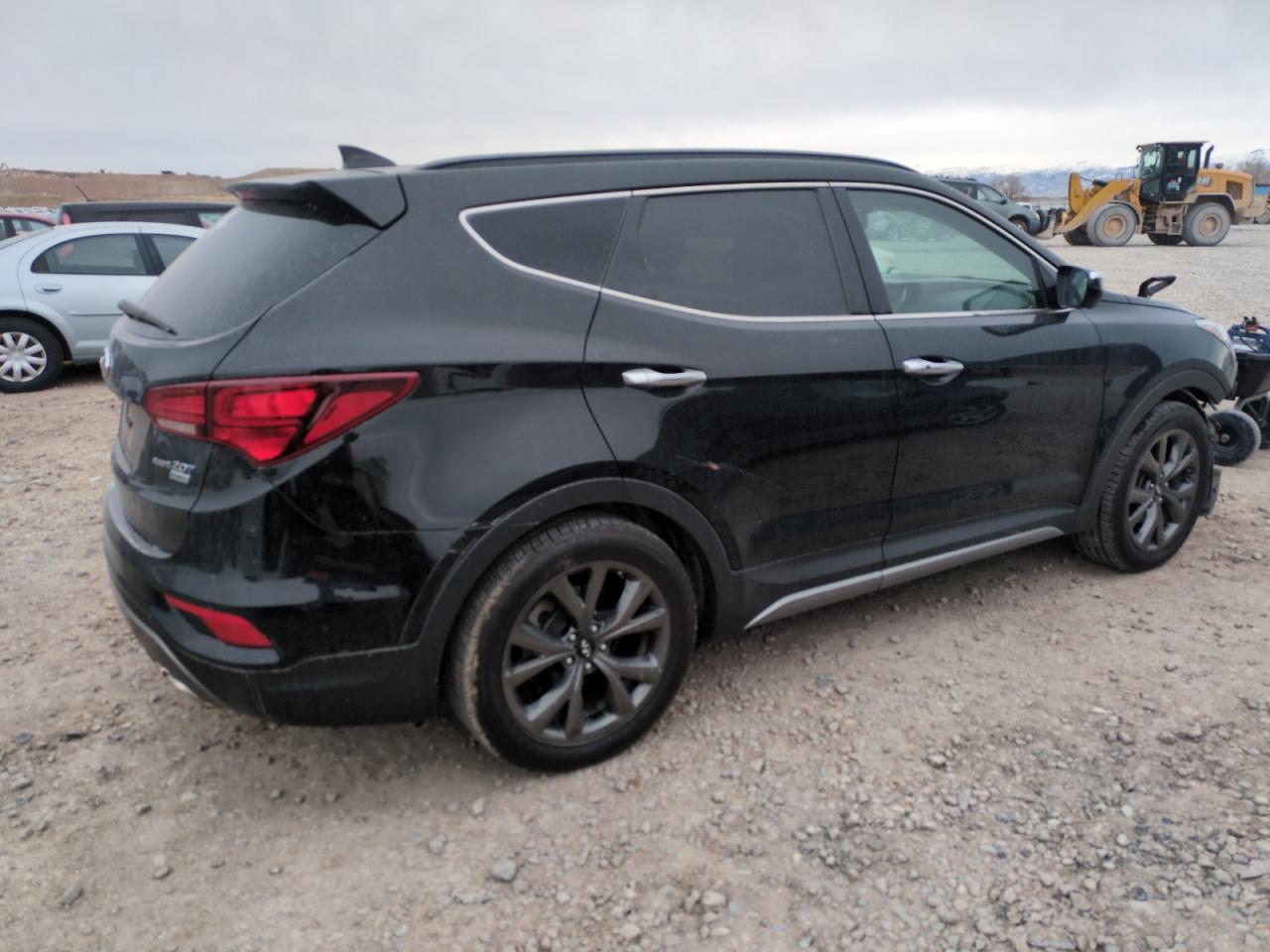 2017 Hyundai Santa Fe - Image 3