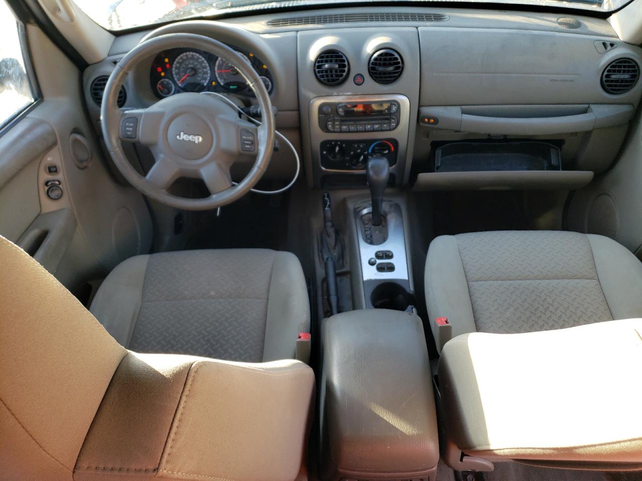 2006 Jeep Liberty (North America) - Image 8