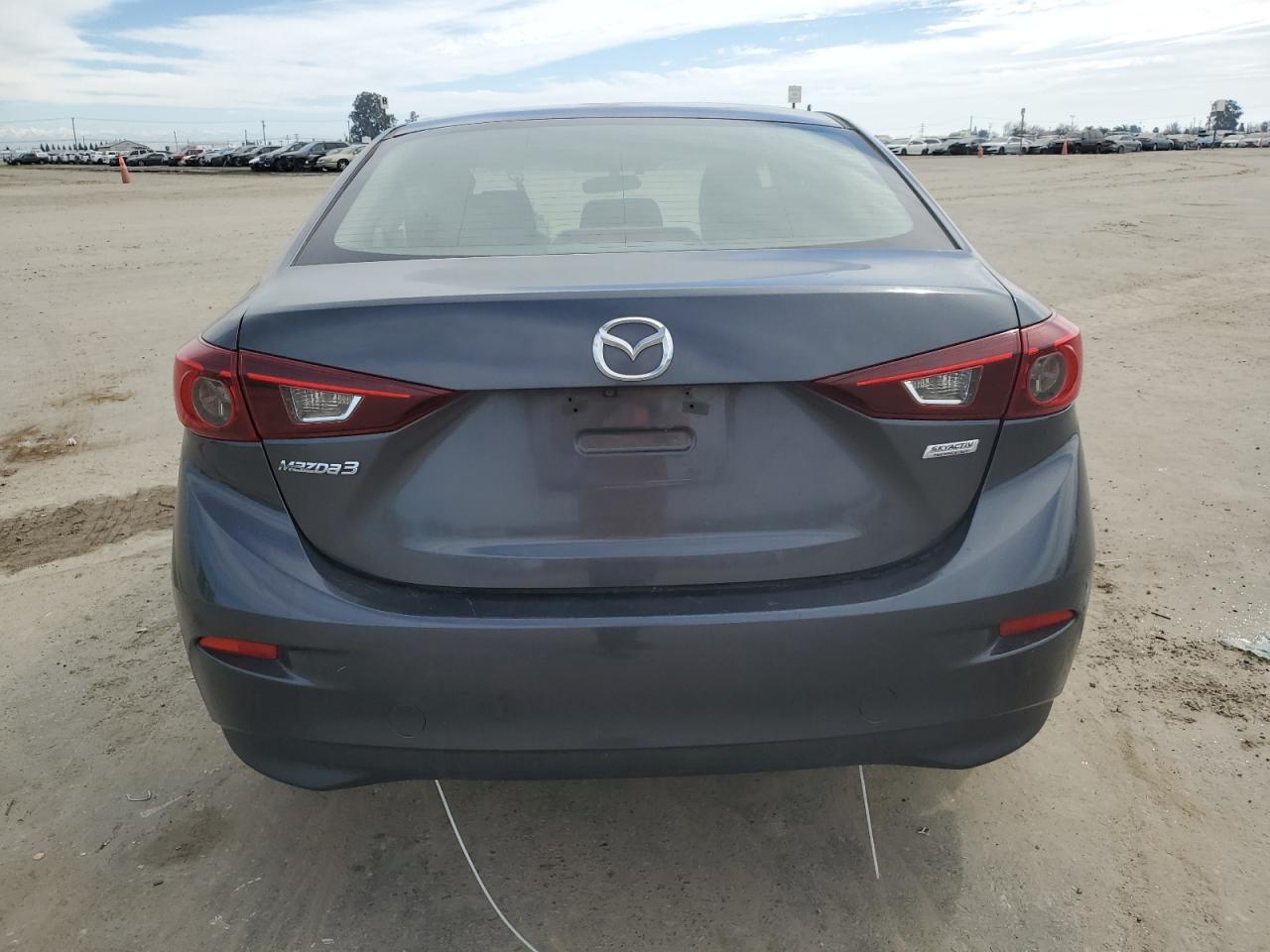 2016 Mazda 3 - Image 6