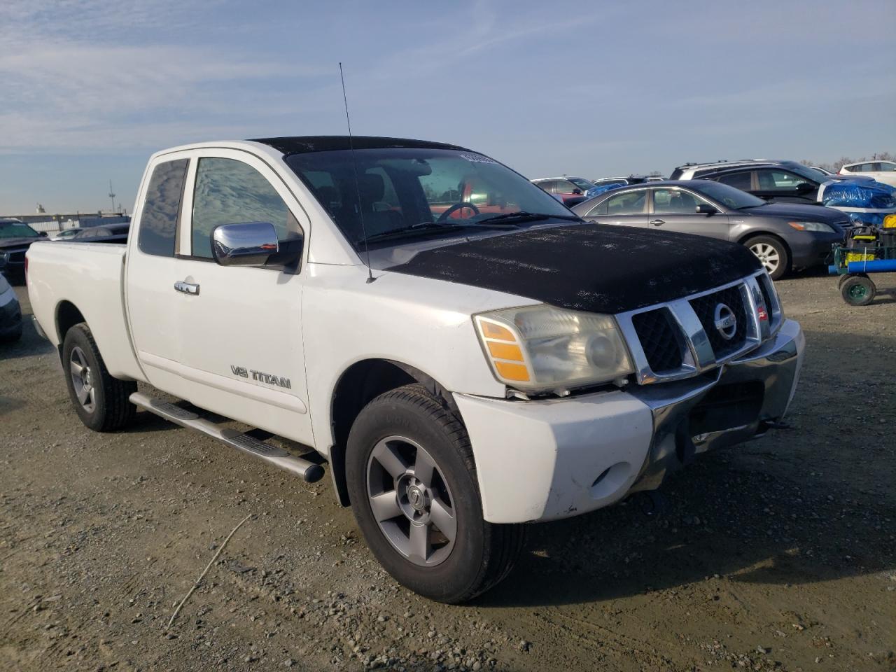 2005 Nissan Titan - Image 4