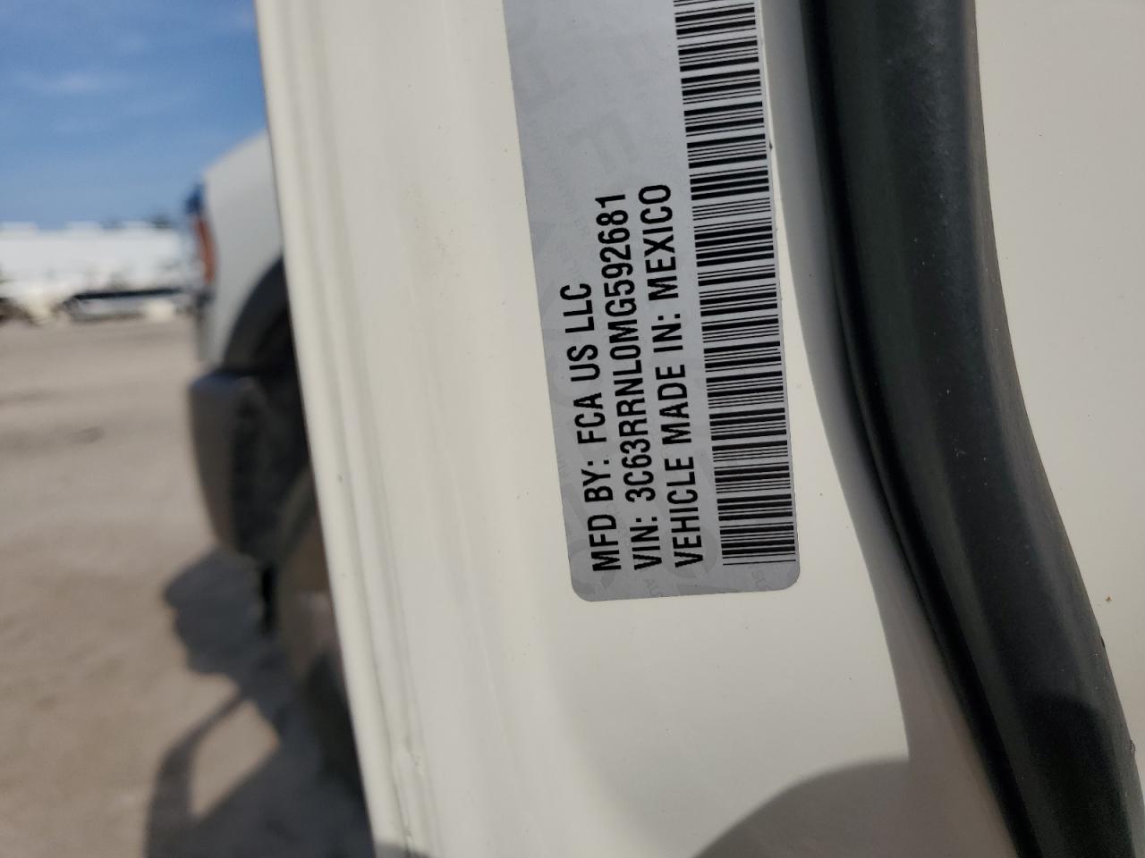 2021 RAM 3500 - Image 13