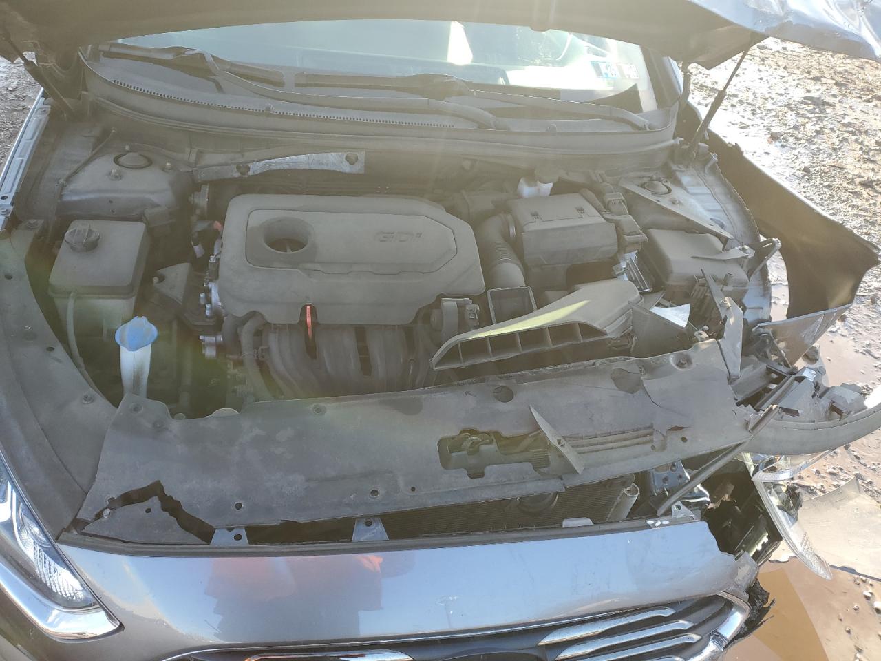 2018 Hyundai Sonata - Image 12