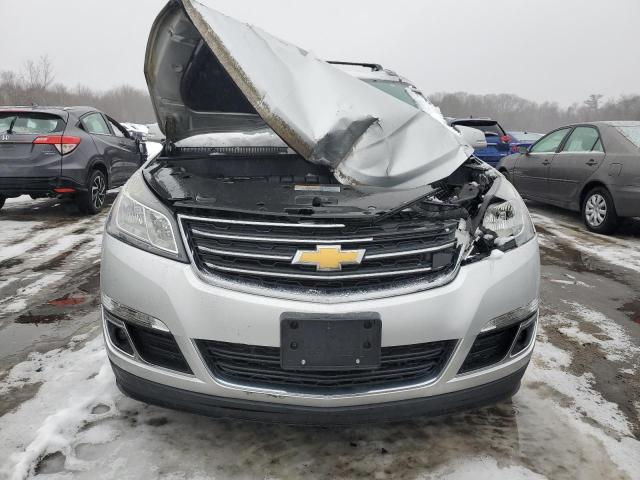  CHEVROLET TRAVERSE 2015 Srebrny