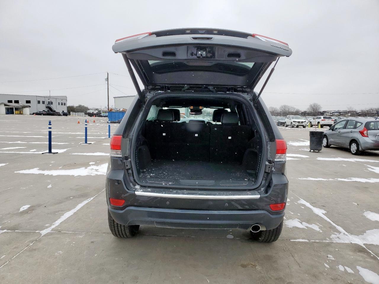2019 Jeep Grand Cherokee - Image 6
