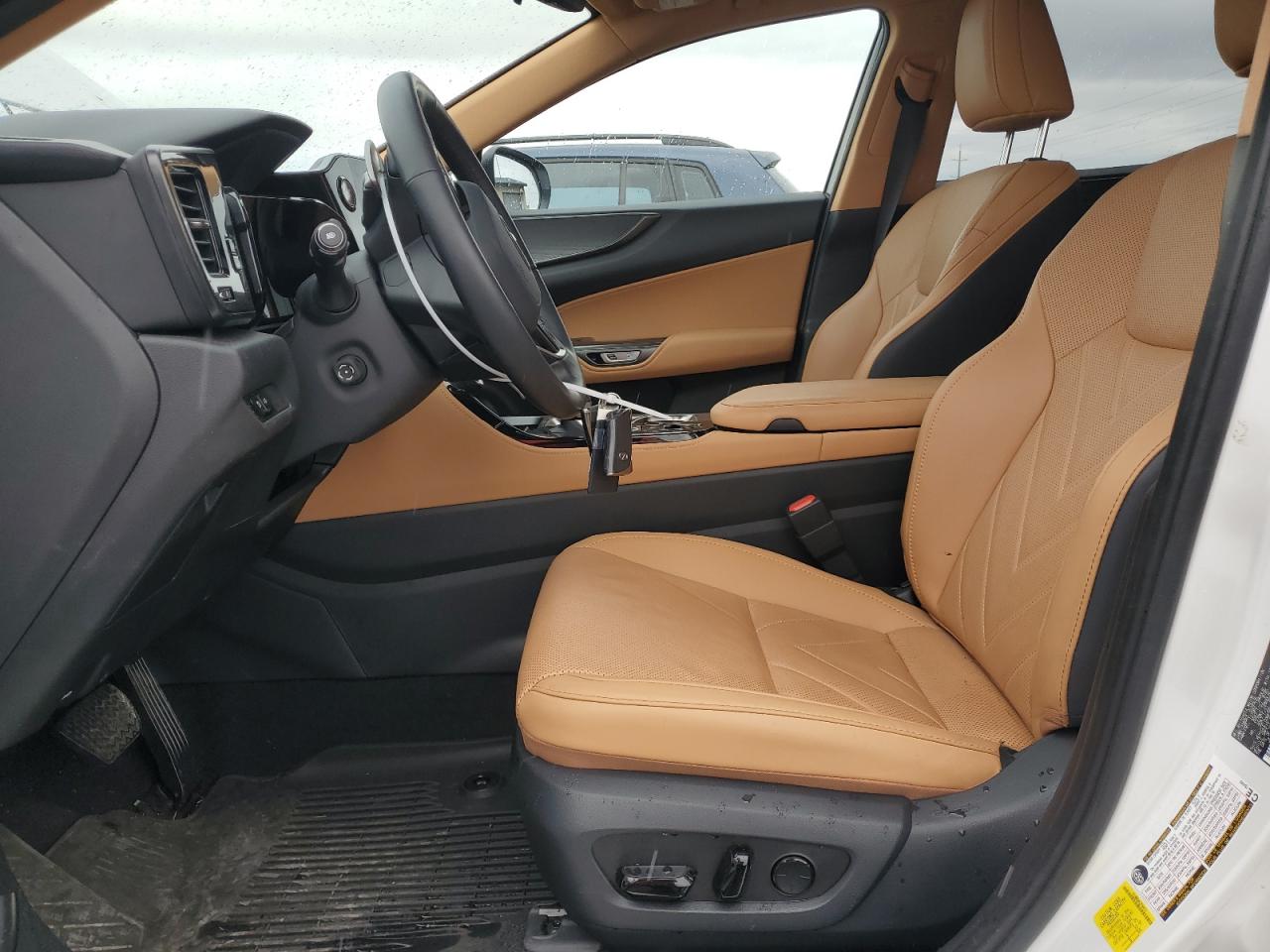 2023 Lexus NX - Image 7