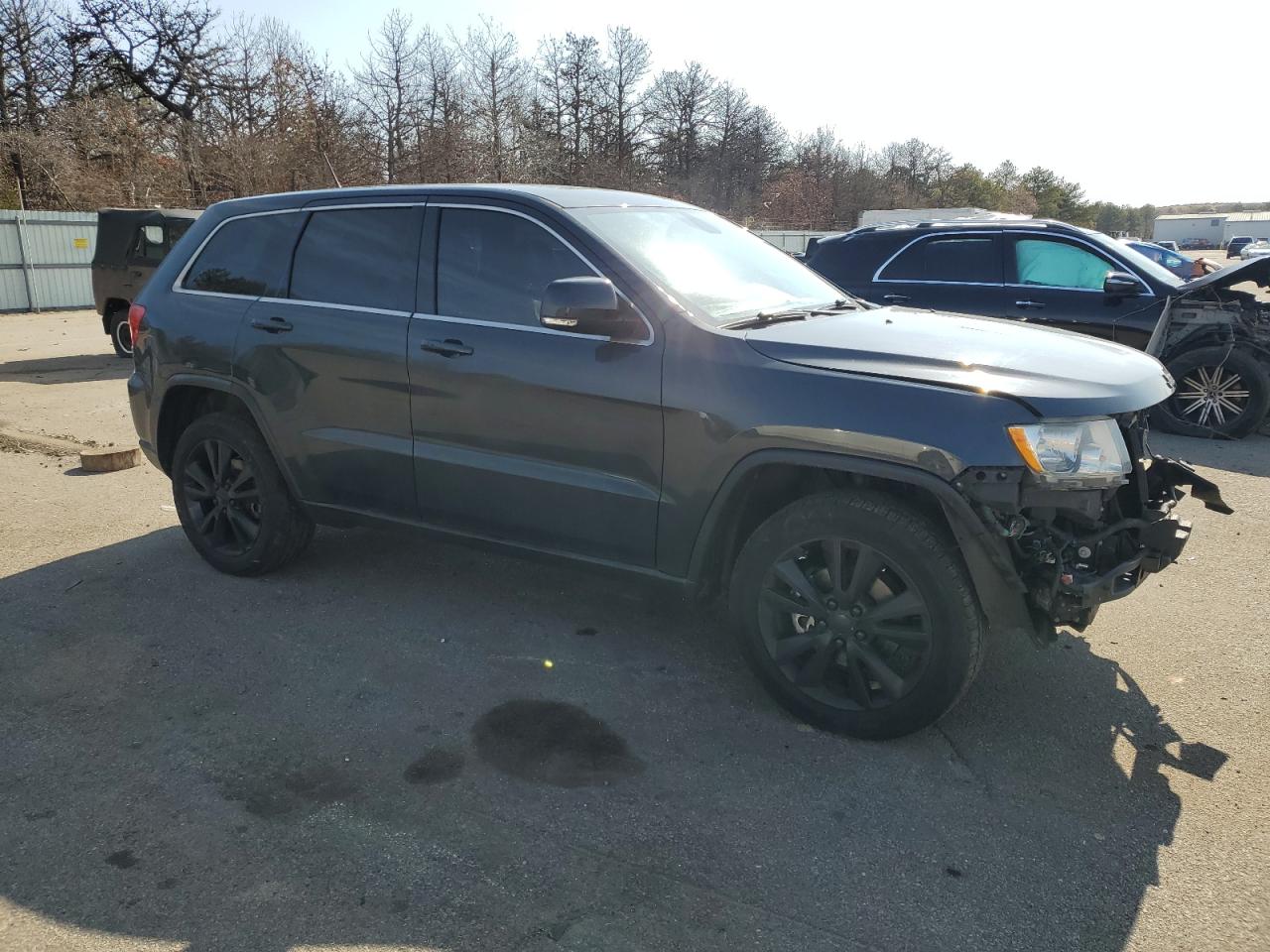 2011 Jeep Grand Cherokee - Image 4