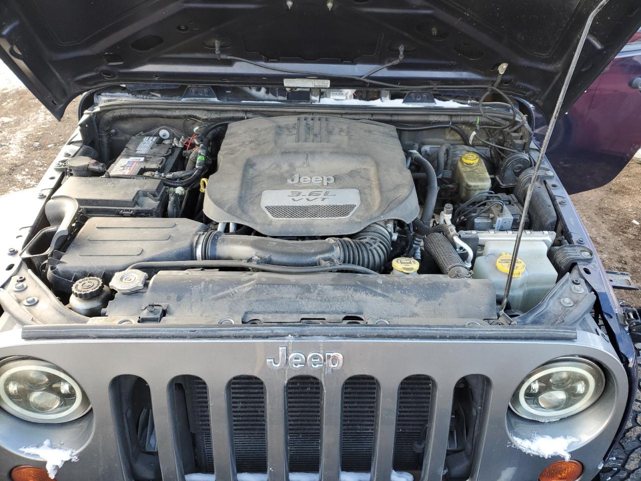 2013 Jeep Wrangler - Image 13