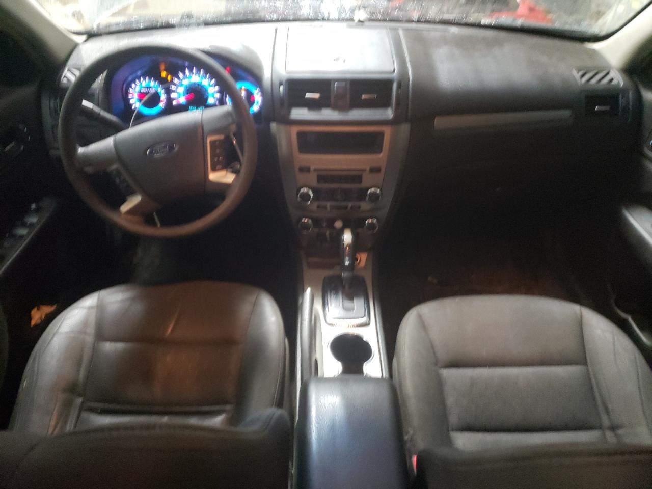 2010 Ford Fusion - Image 8