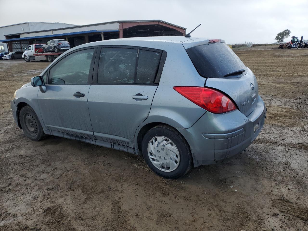 2009 Nissan Versa - Image 2