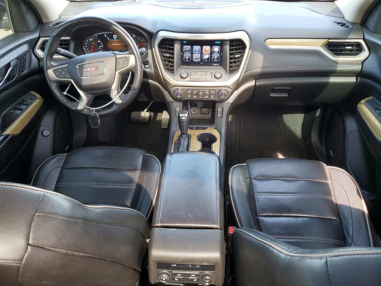 2017 GMC Acadia - Image 8