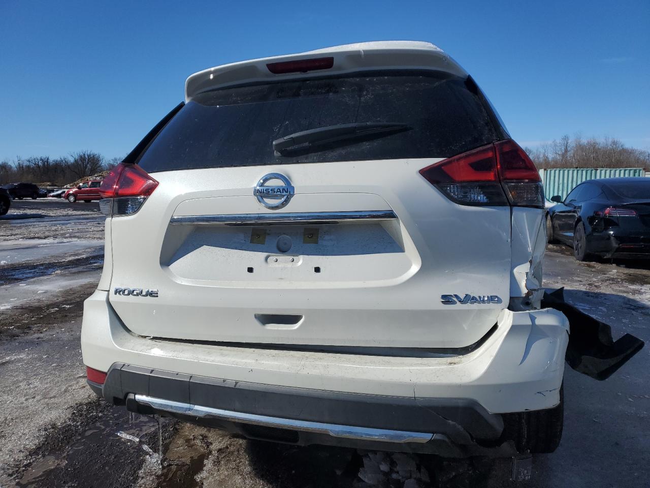 KNMAT2MVXJP579875 NISSAN ROGUE 2018
