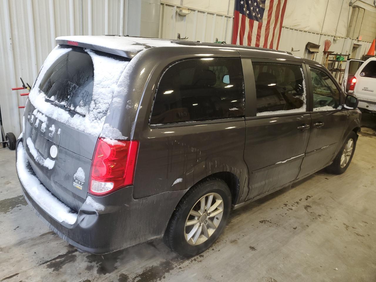 2015 Dodge Caravan - Image 3