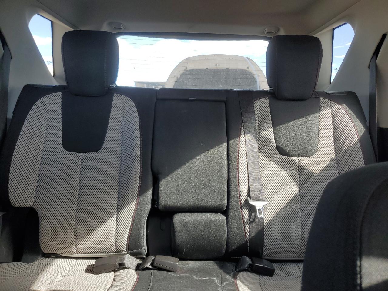 2016 Chevrolet Equinox - Image 10