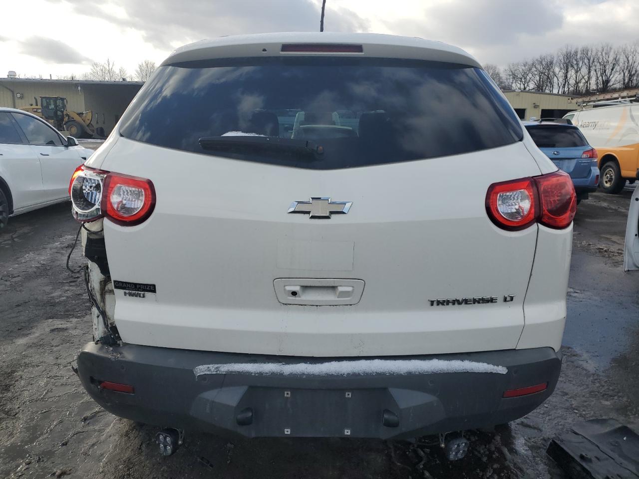 2012 Chevrolet Traverse - Image 6