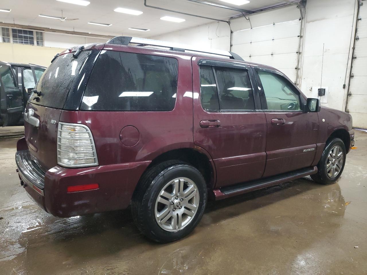 2008 Mercury Mountaineer - Image 3