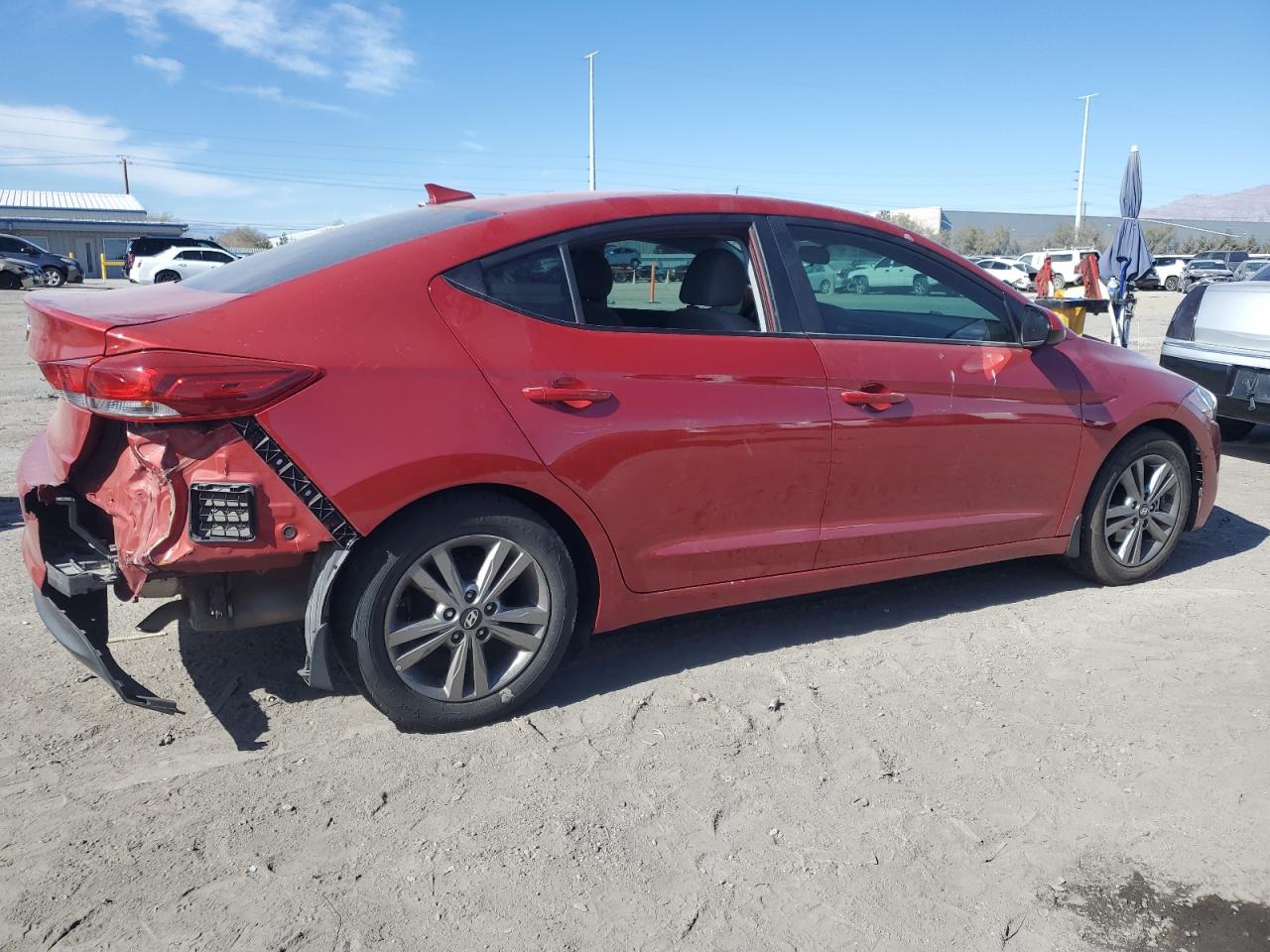 2017 Hyundai Elantra - Image 3