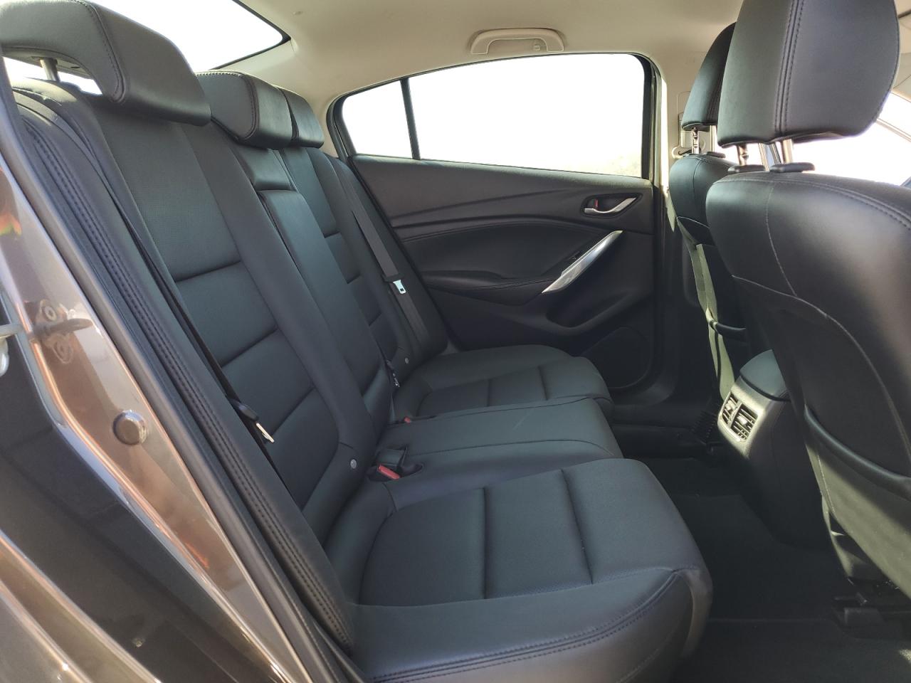 2017 Mazda 6 - Image 10