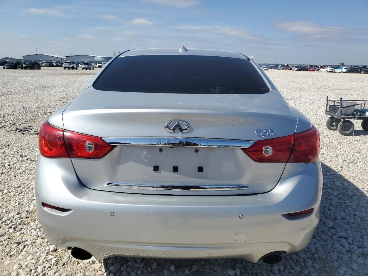 2015 Infiniti Q50 - Image 6