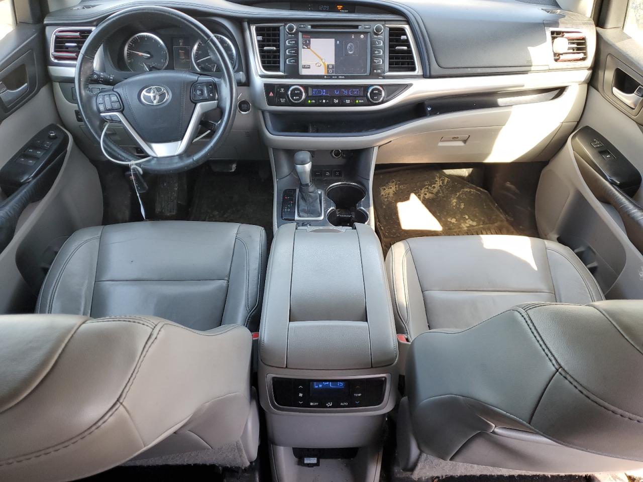 5TDJKRFHXGS241085 TOYOTA HIGHLANDER 2016