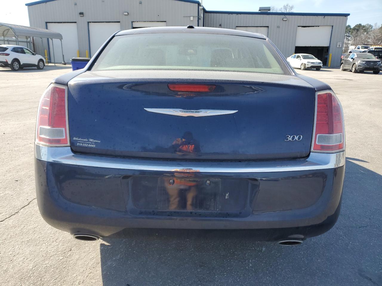 2014 Chrysler 300 - Image 6