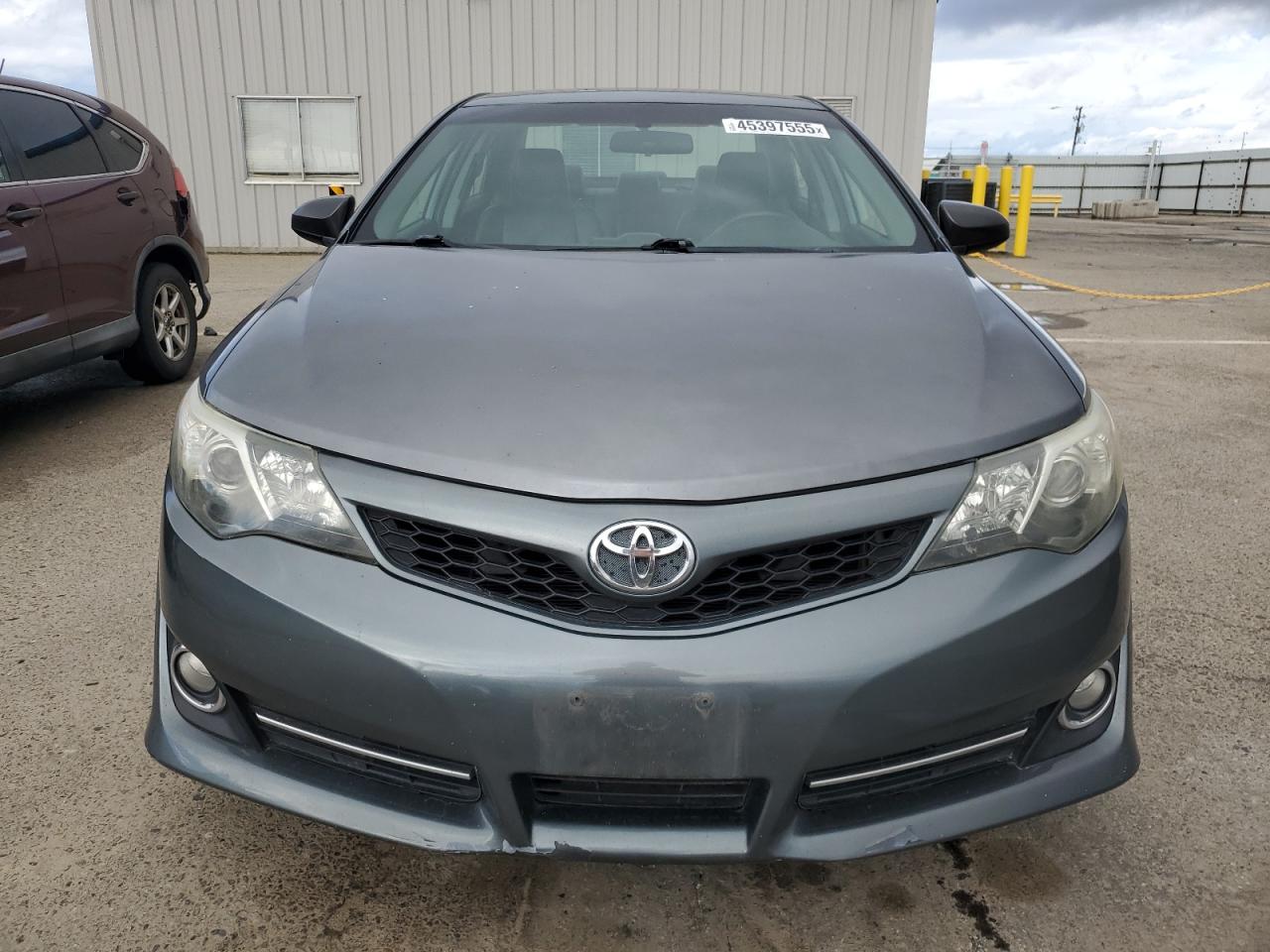 2013 Toyota Camry - Image 5