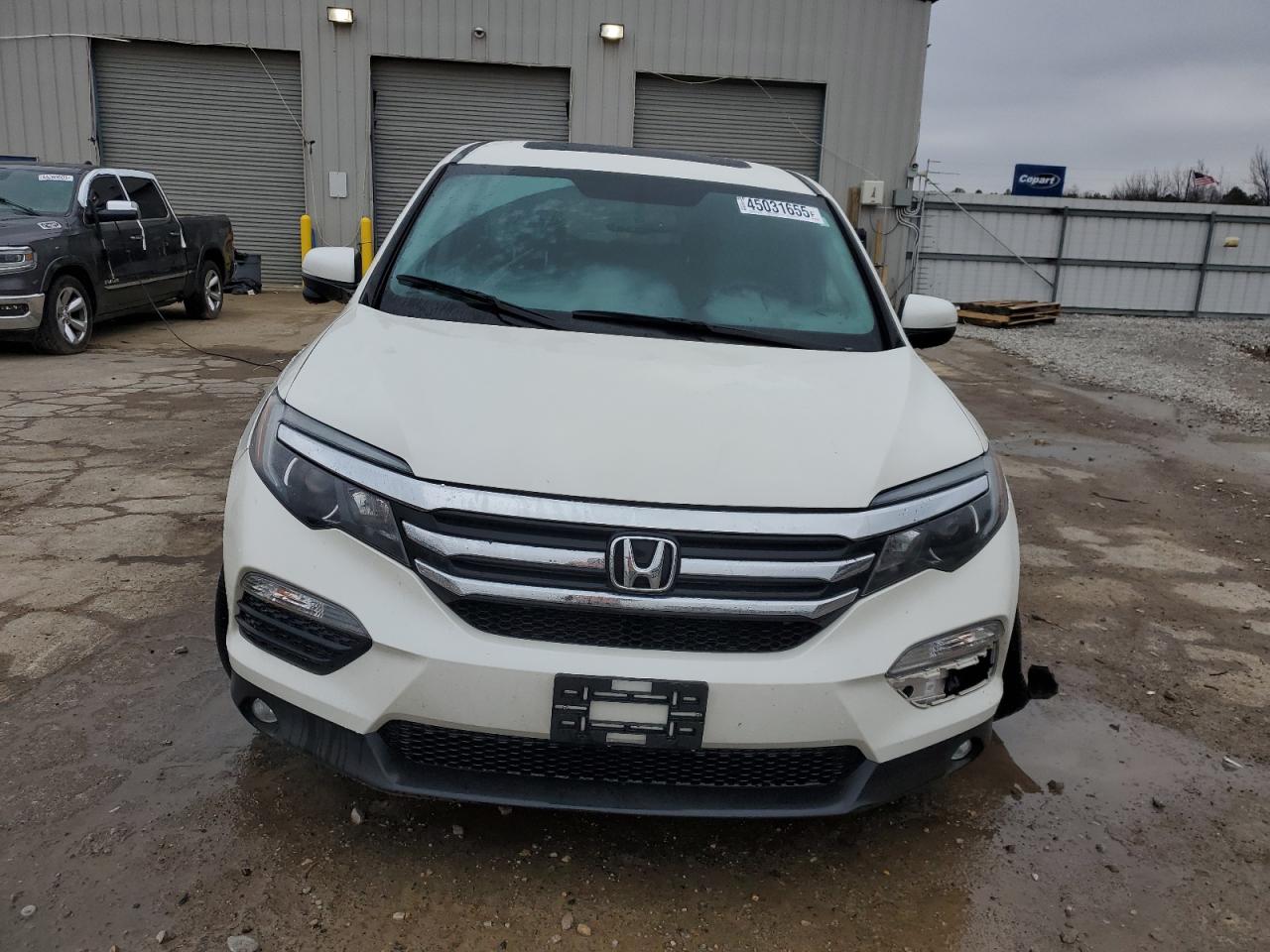 2017 Honda Pilot - Image 5