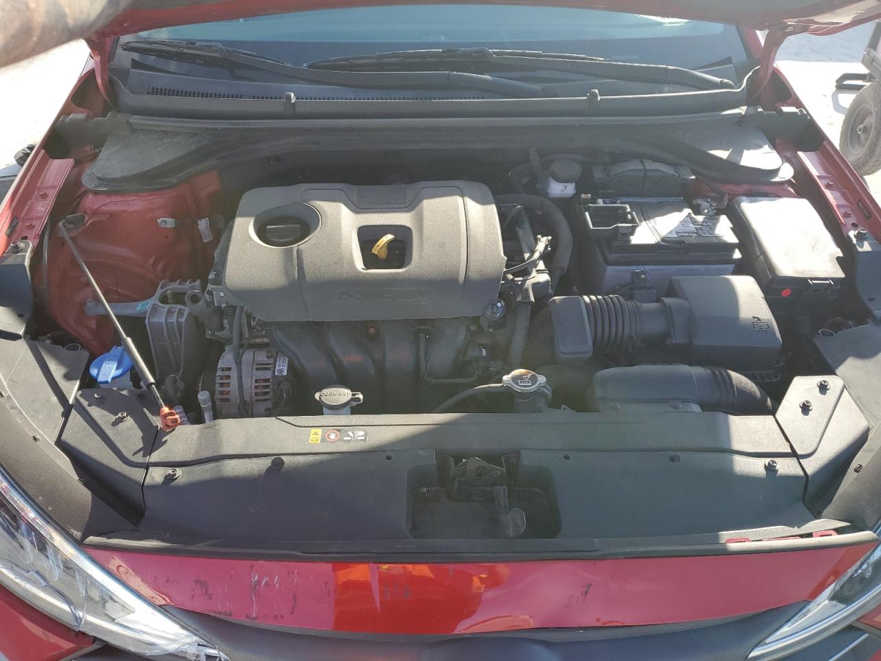 2020 Hyundai Elantra - Image 11