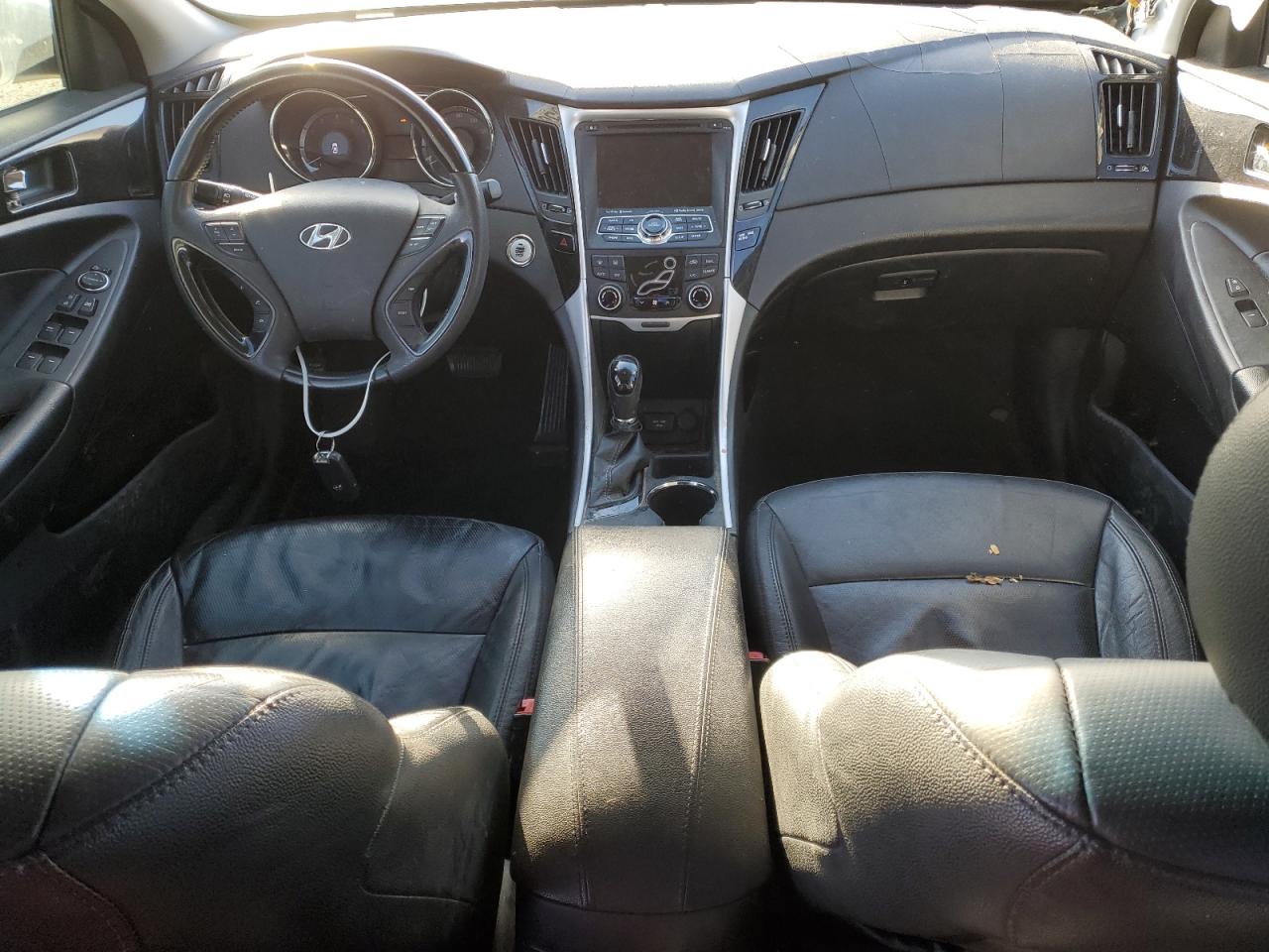 2013 Hyundai Sonata - Image 8