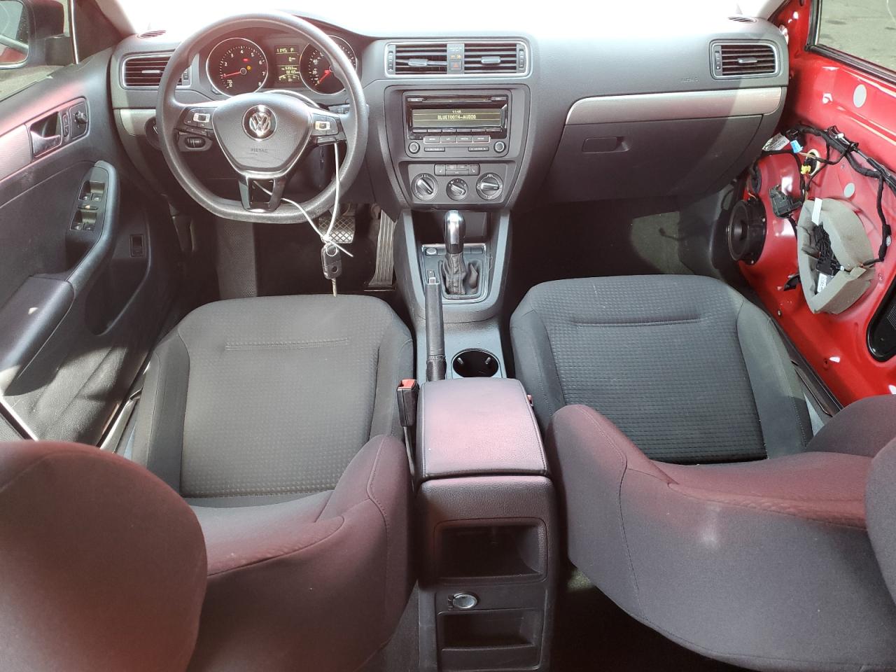 2015 Volkswagen Jetta - Image 8