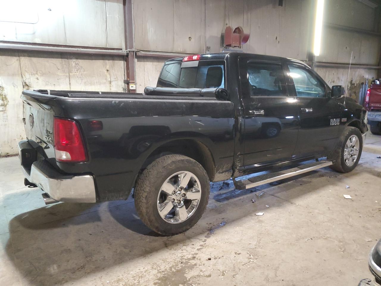 2015 RAM 1500 - Image 3