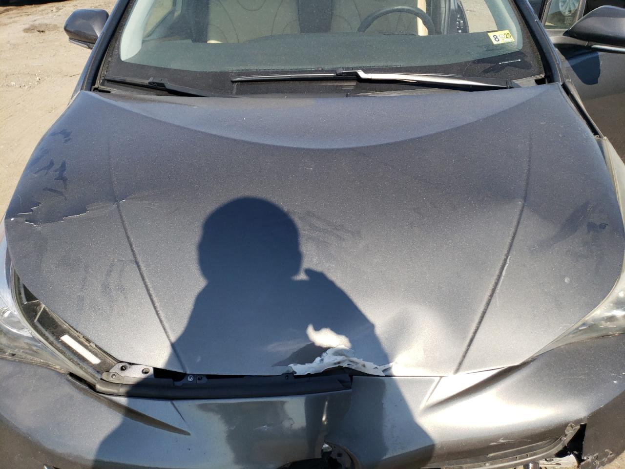2016 Toyota Prius - Image 13