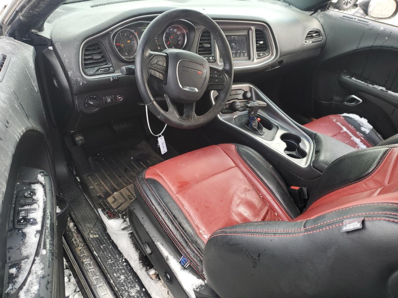 2019 Dodge Challenger - Image 8