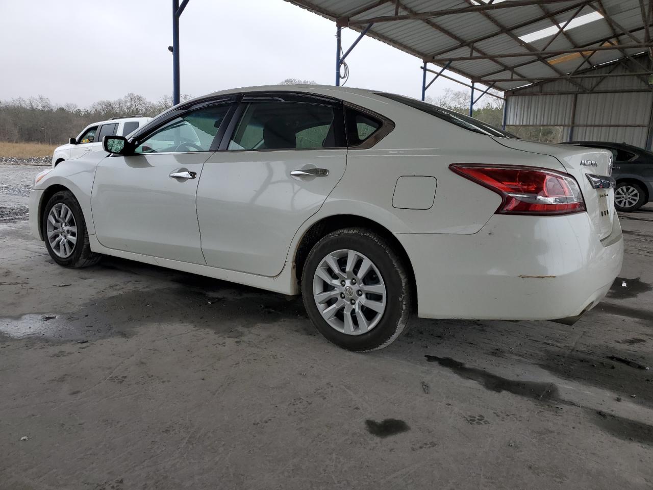 2013 Nissan Altima - Image 2