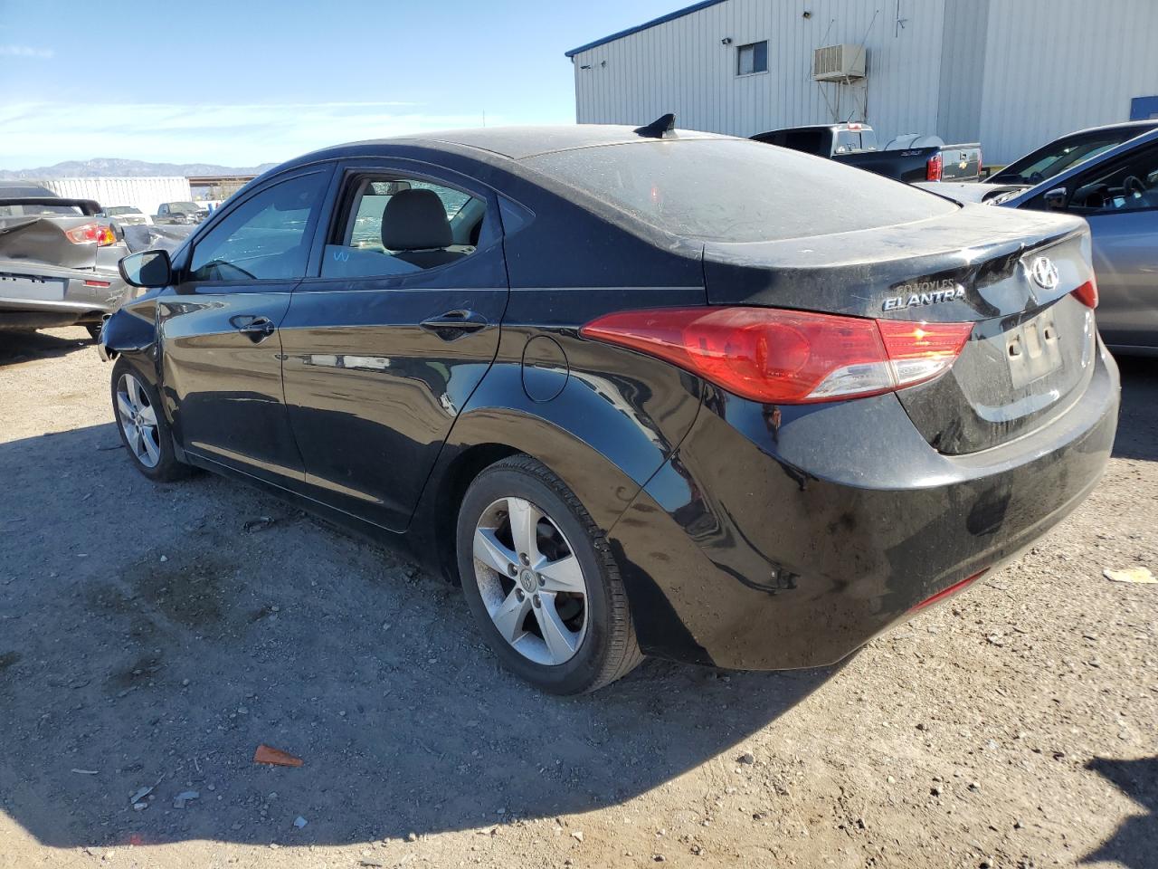 2013 Hyundai Elantra - Image 2