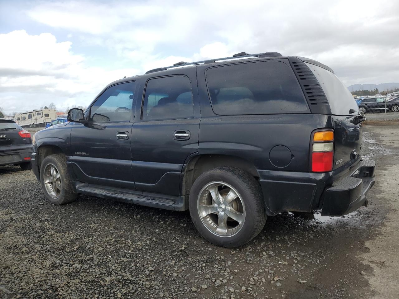 2006 GMC Yukon - Image 2