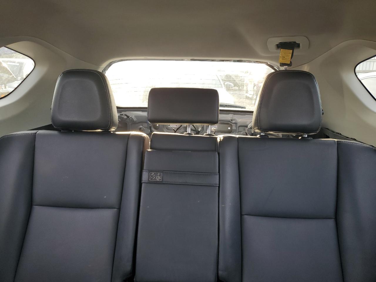 2018 Toyota RAV 4 - Image 10