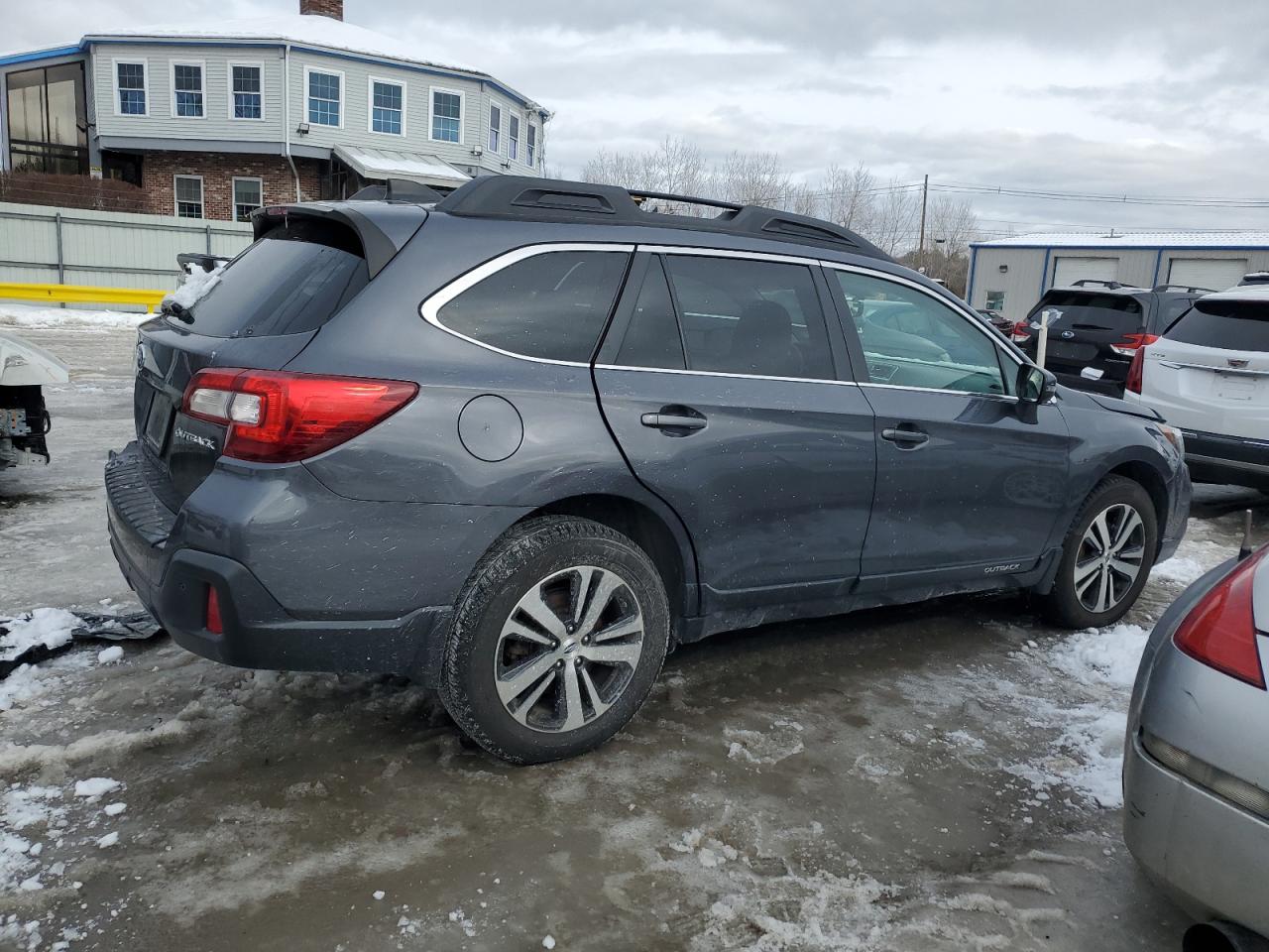 2019 Subaru Outback - Image 3